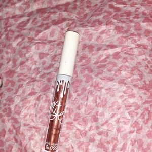 Kylie Jenner lip gloss